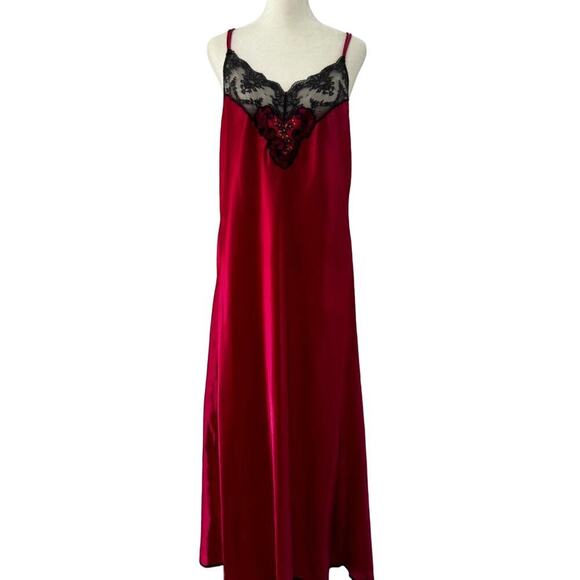 Vintage Vanity Fair Nightgown black Lace and Shiny red Satin USA Slip Gown large - Picture 2 of 8